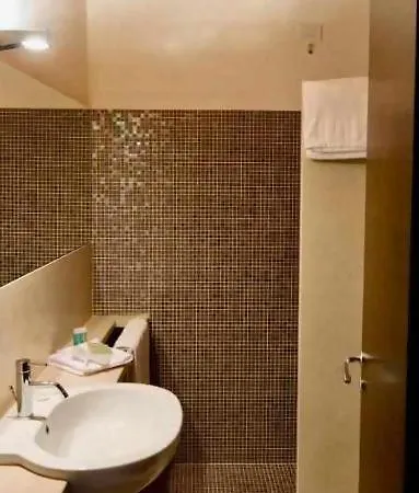 Torre Dantona Country Suites Pozzallo Exterior photo