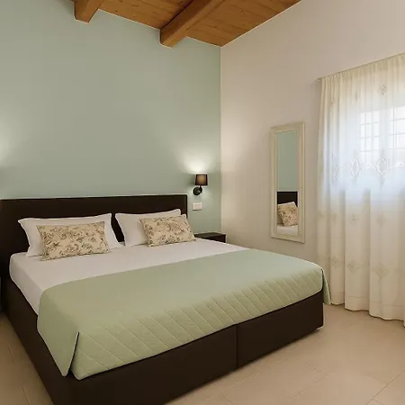 Torre Dantona Country Suites Pozzallo Exterior photo