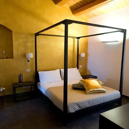 Torre Dantona Country Suites Pozzallo Exterior photo